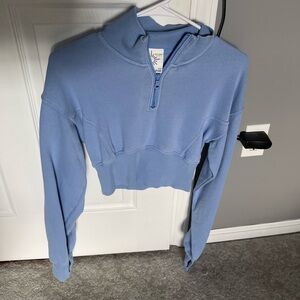 Offline half sip crewneck